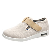 Summer and autumn styles with added fat and widened elderly shoes